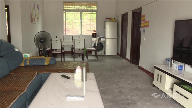 易地搬迁 (2)[00-00-03][20200623-144428340].jpg