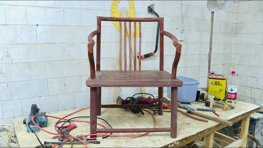 281621_1593147098330718.jpg 1.jpg