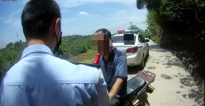 281698_1592916309132658.jpg 醉驾4.jpg