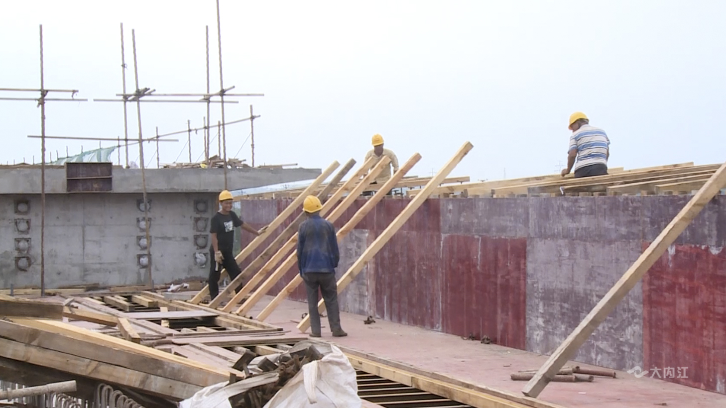 281698_1593227899221723.jpg 工期1.jpg