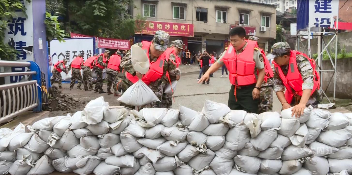 281698_1593332488964907.jpg 演练7.jpg