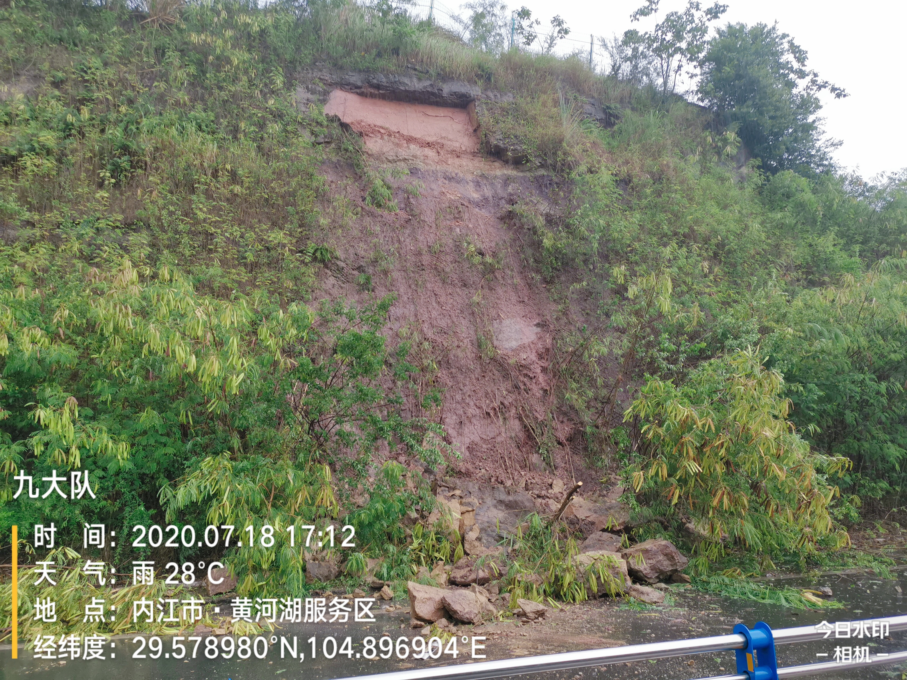 281698_1595063903517816.jpg 281698_1595063903517816.jpg