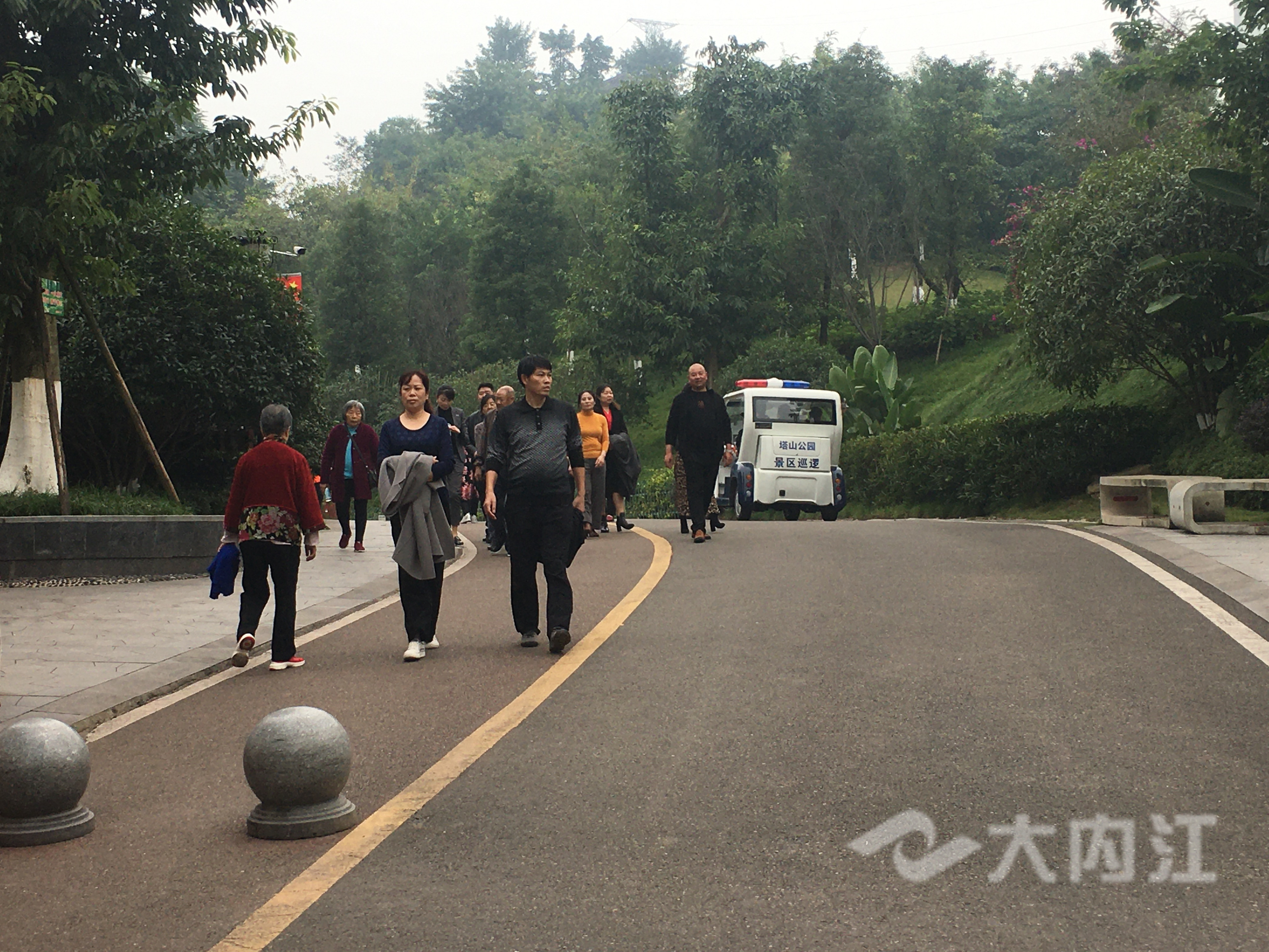 269955_1603764642505013.jpg IMG_7636.JPG