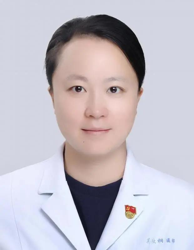 281604_1602770157676731.jpg 吴欣桐.jpg