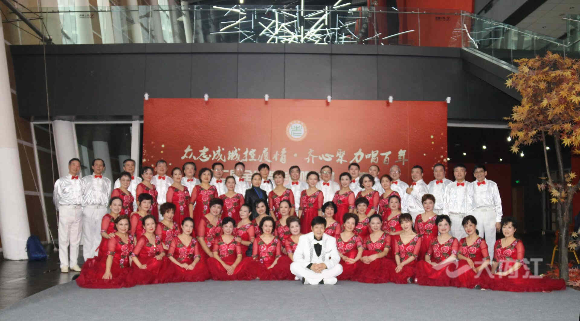 281604_1604034124194053.jpg 2.jpg