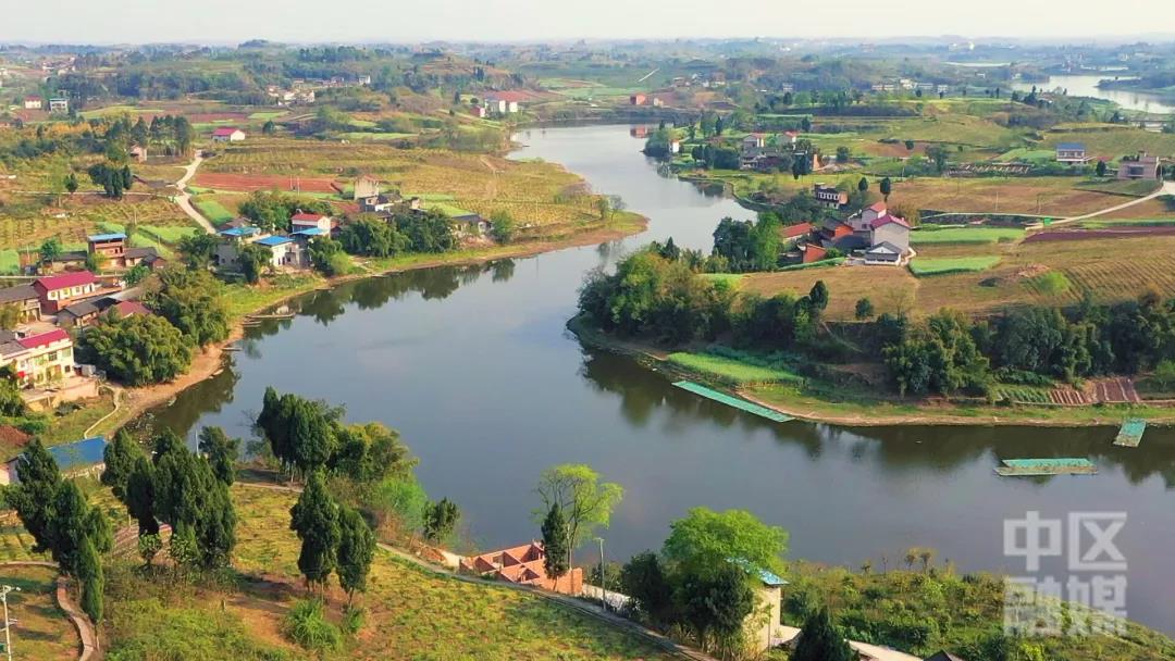 281877_1602998875540964.jpg 9.jpg