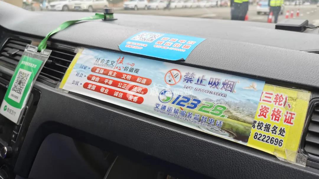 281877_1603192356346152.jpg 7.jpg