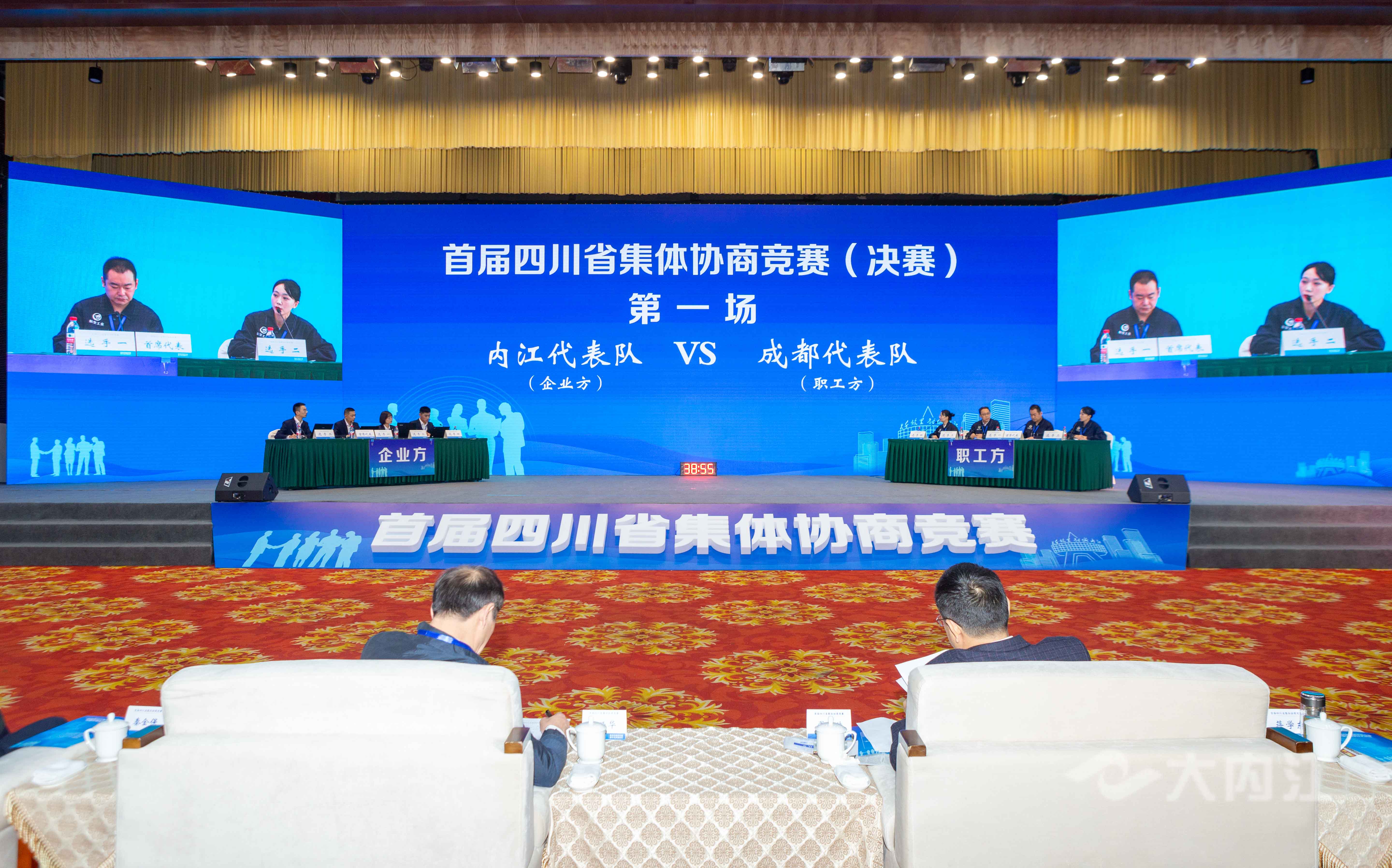 281877_1603265048636076.jpg 00000.jpg