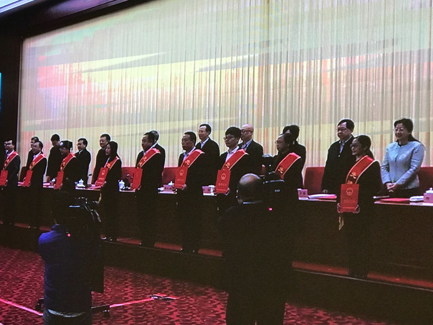 281877_1604287877835101.jpg 4.jpg