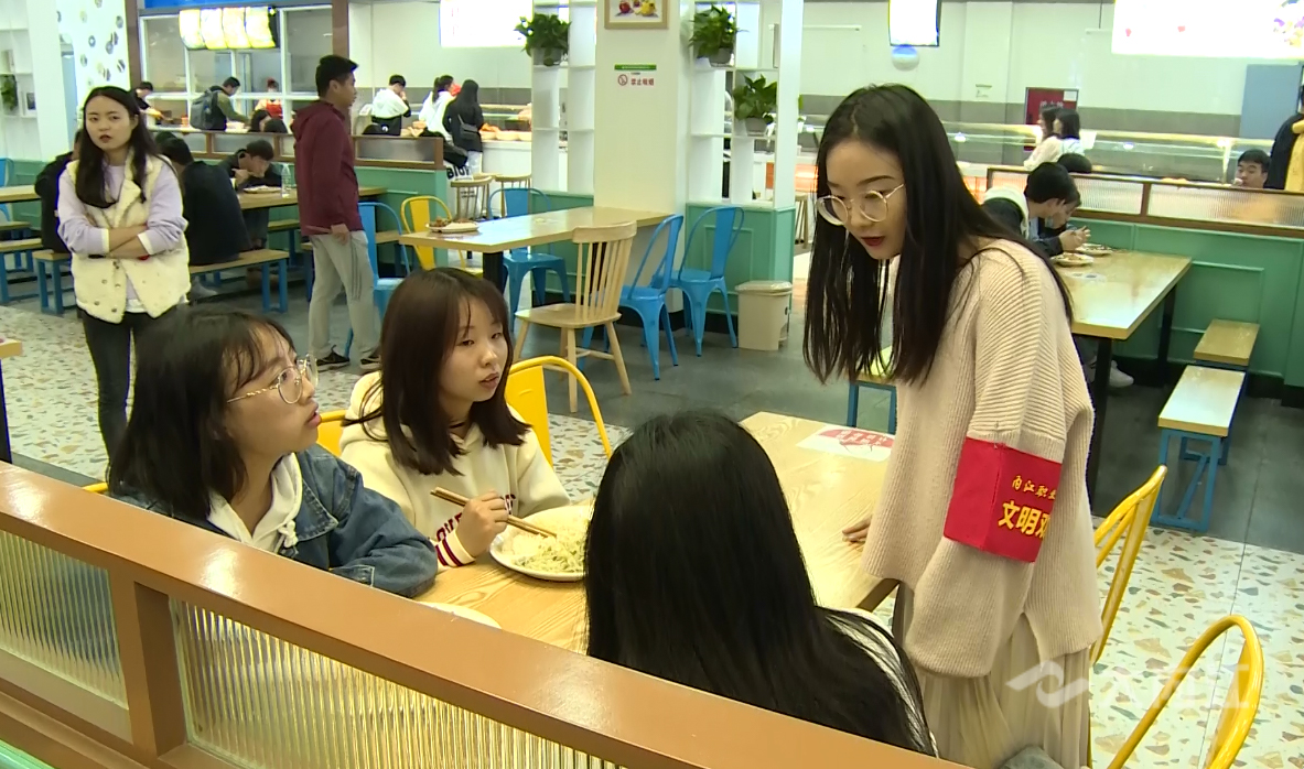 281877_1605318682502937.jpg 光6.jpg