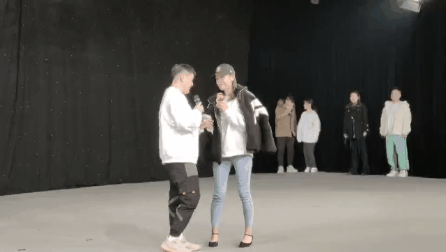 269955_1608894554377794.gif 7.gif