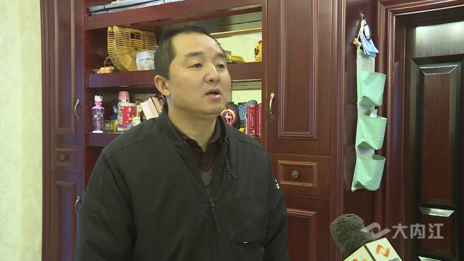 东兴区西林街道月亮社区居民孙俊.jpg