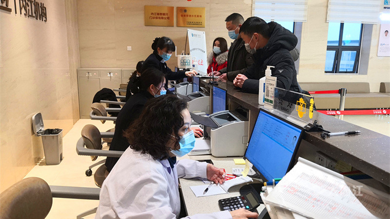 281606_1611624875417577.jpg 3.jpg