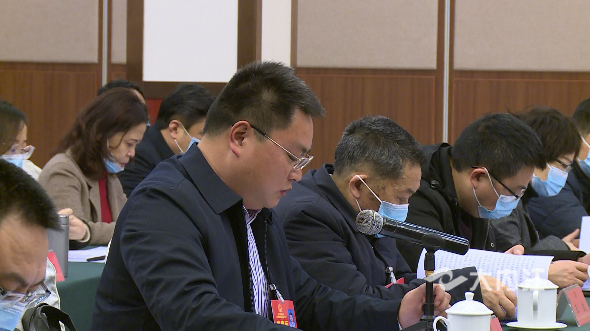 281876_1611392718730384.jpg 资中团刘衡.jpg