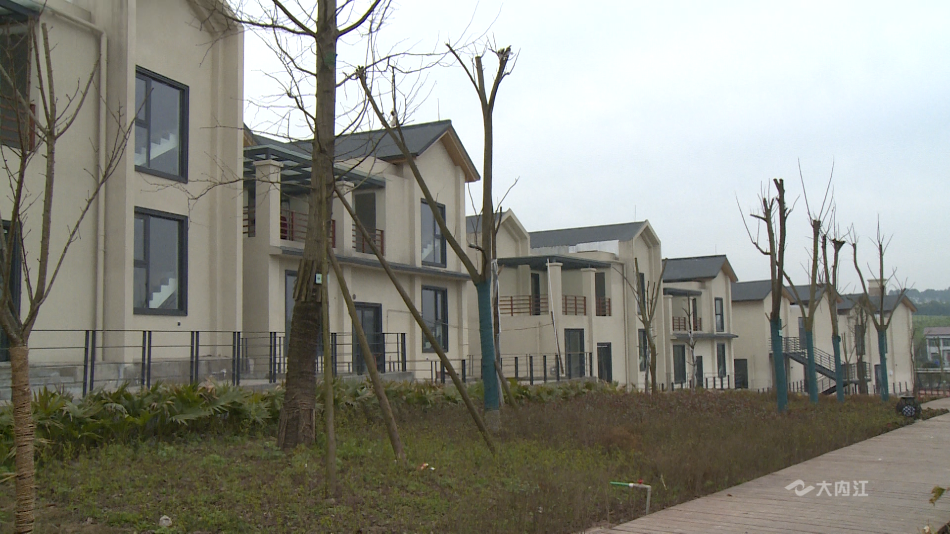 282377_1613561354309282.bmp shizhongqu4.bmp