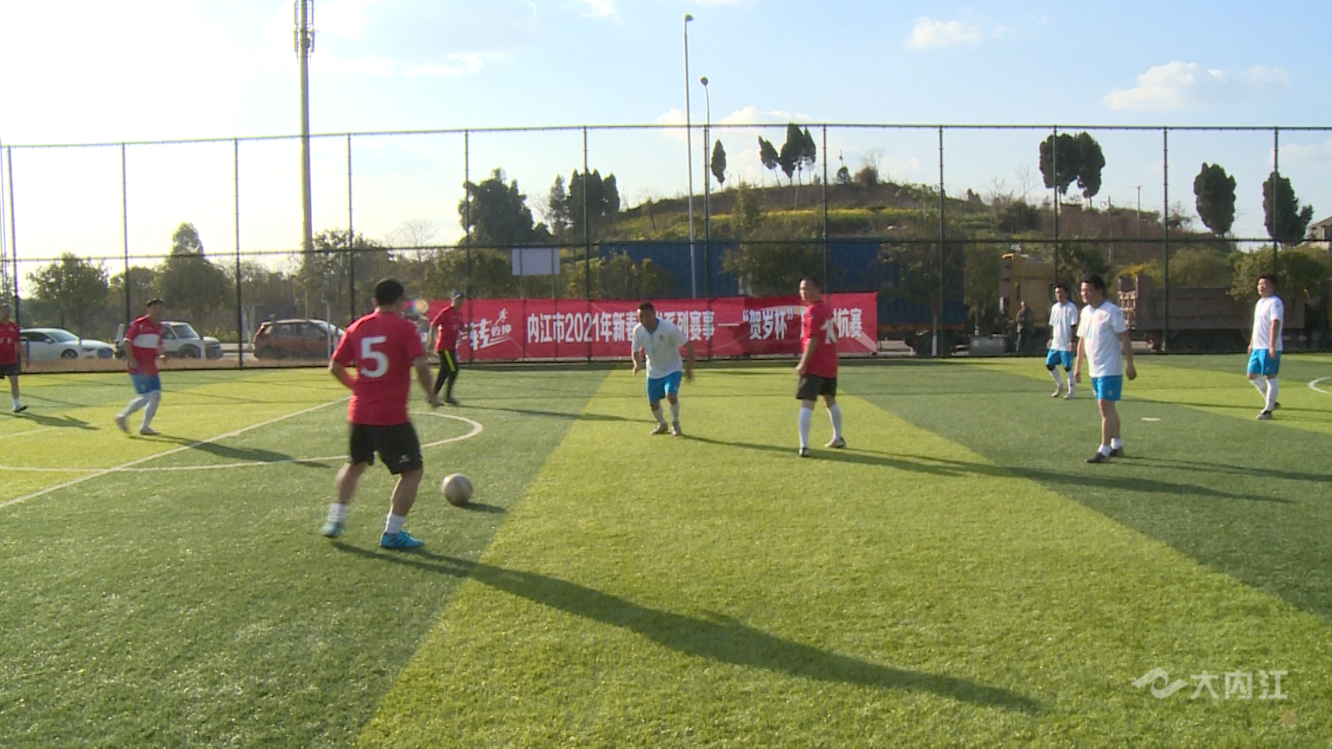 282377_1613615566459421.bmp 运动7.bmp