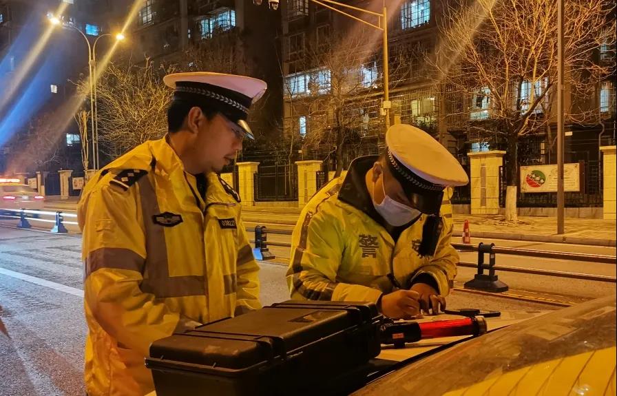 281877_1614867935944631.jpg 7.jpg