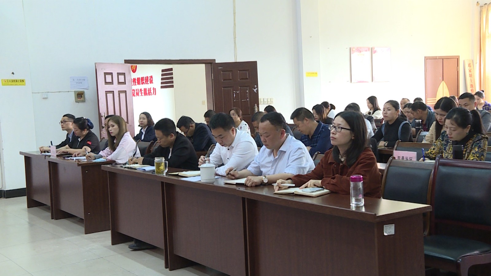 序列 04.00_01_10_15.Still008.jpg