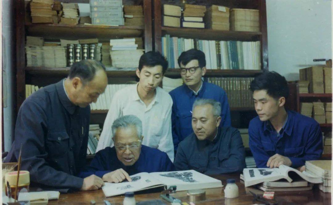 269955_1621218451523519.jpg 8.jpg