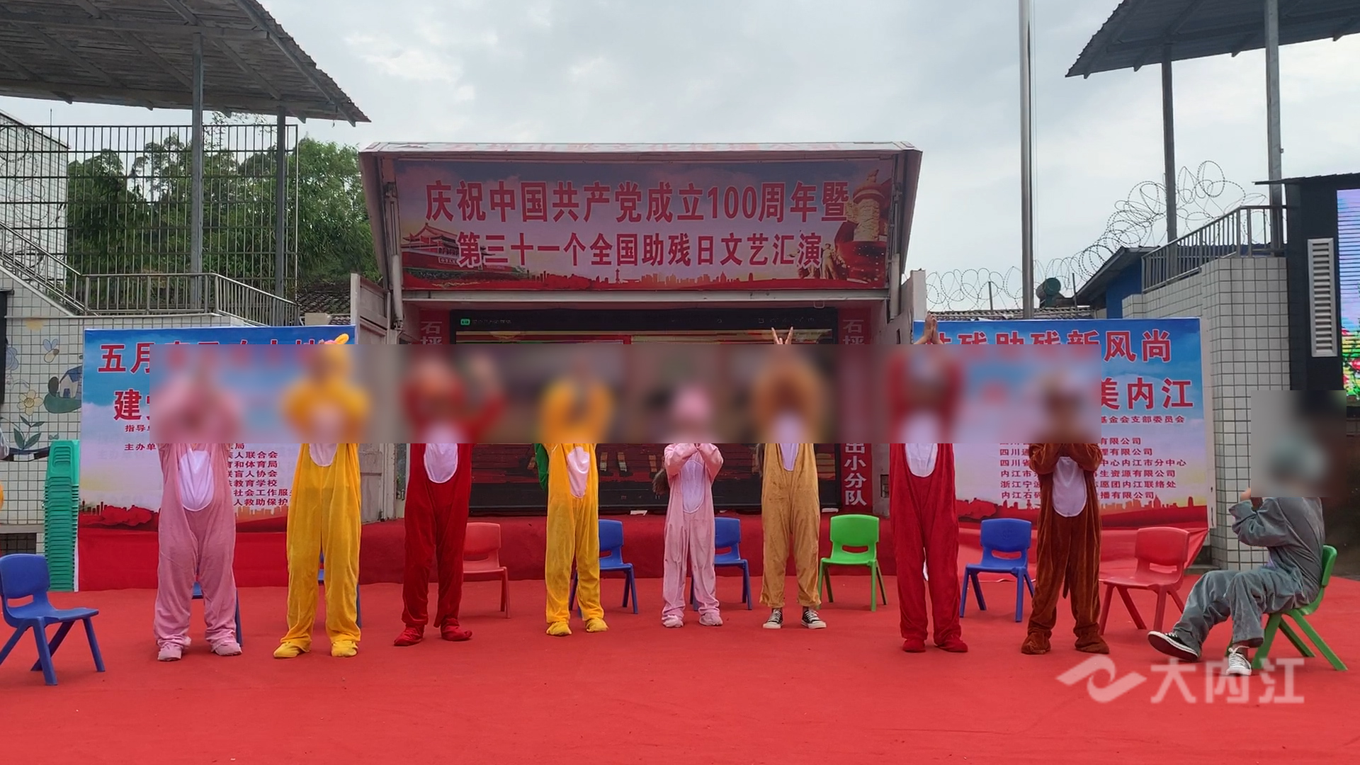 282035_1621061309472415.jpg 90.jpg