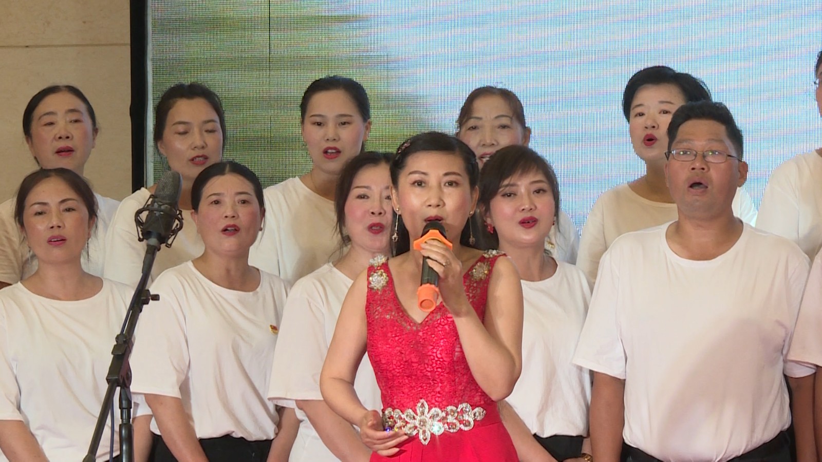 281921_1623948144421266.jpg 序列 01.00_00_03_08.Still002.jpg