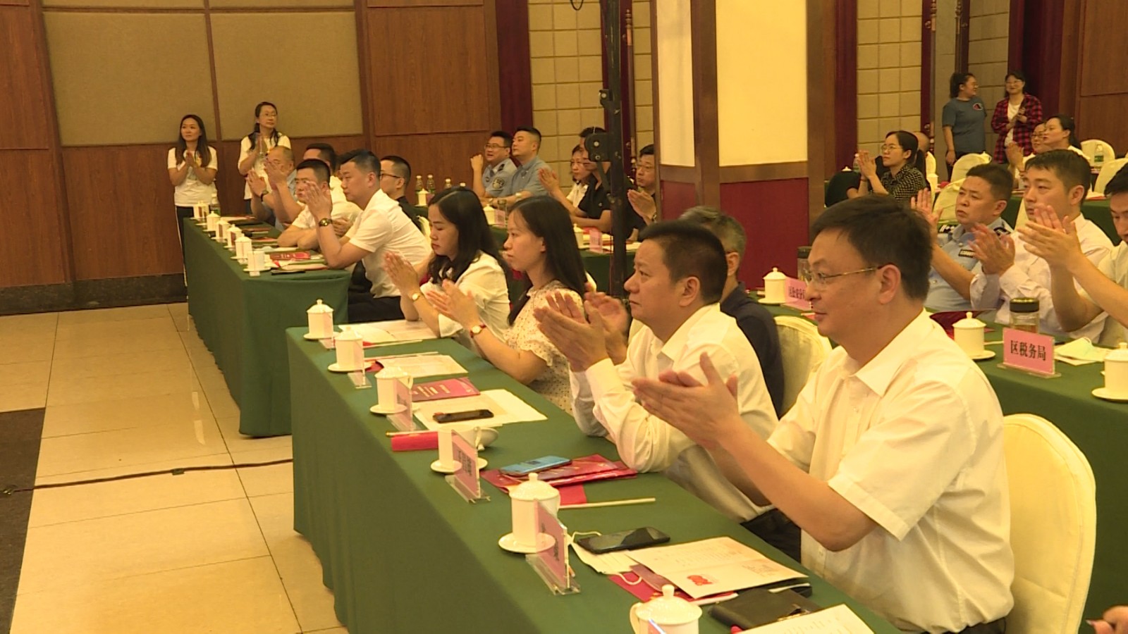 281921_1623948416968960.jpg 序列 01.00_00_55_07.Still012.jpg