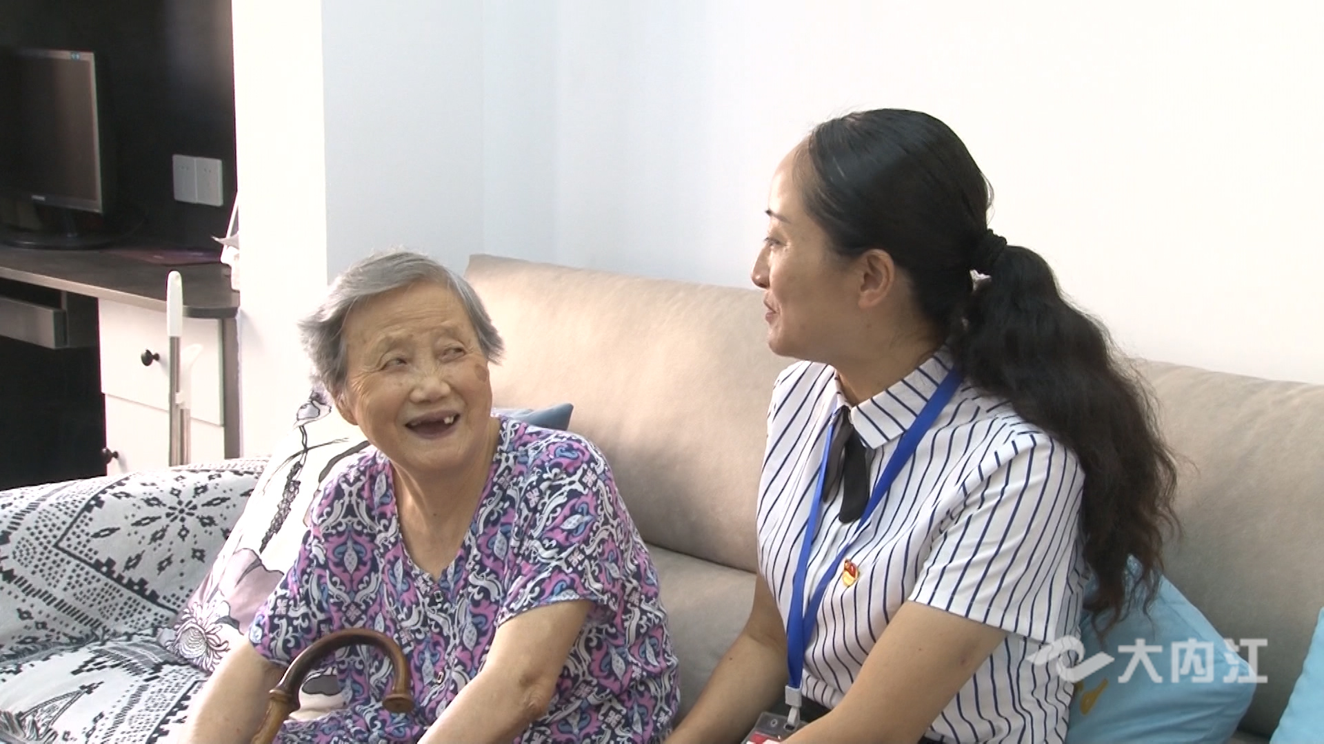 282035_1627097735622850.jpg 16.jpg