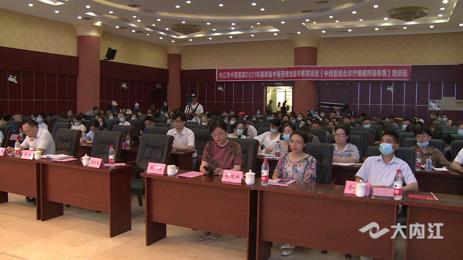 282035_1627098681494767.jpg 22.jpg