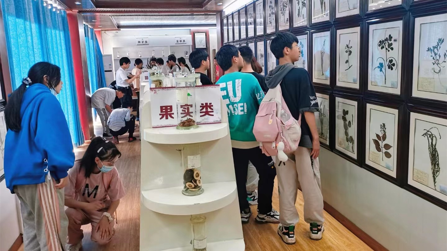 微信图片_20220526163538_副本.jpg