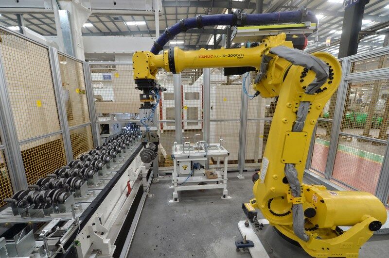 内江金鸿曲轴生产线。王斌摄